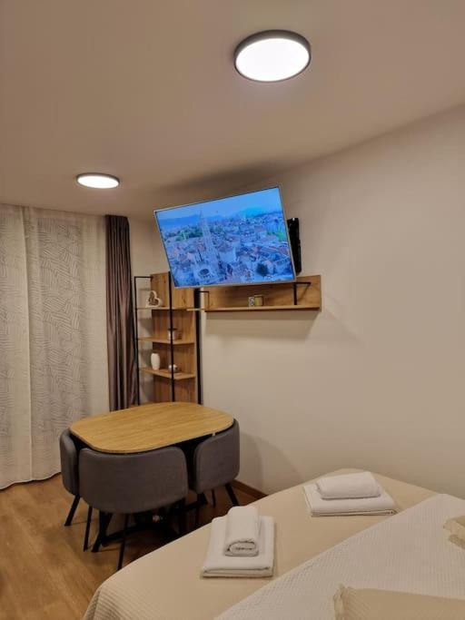 G-In-St Appartement Split Buitenkant foto