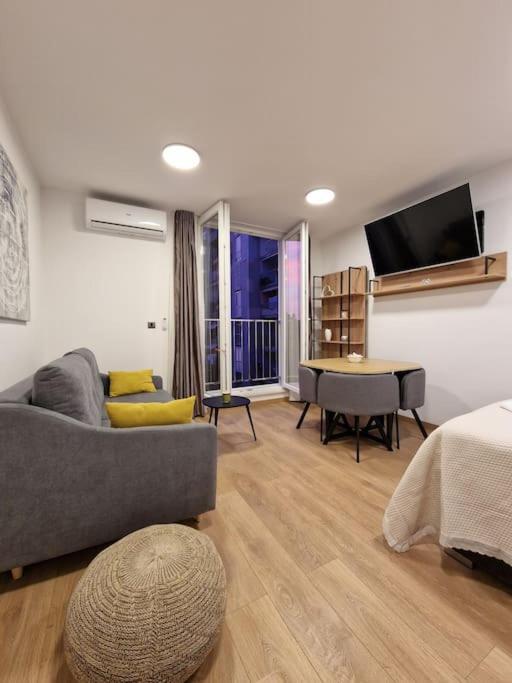 G-In-St Appartement Split Buitenkant foto
